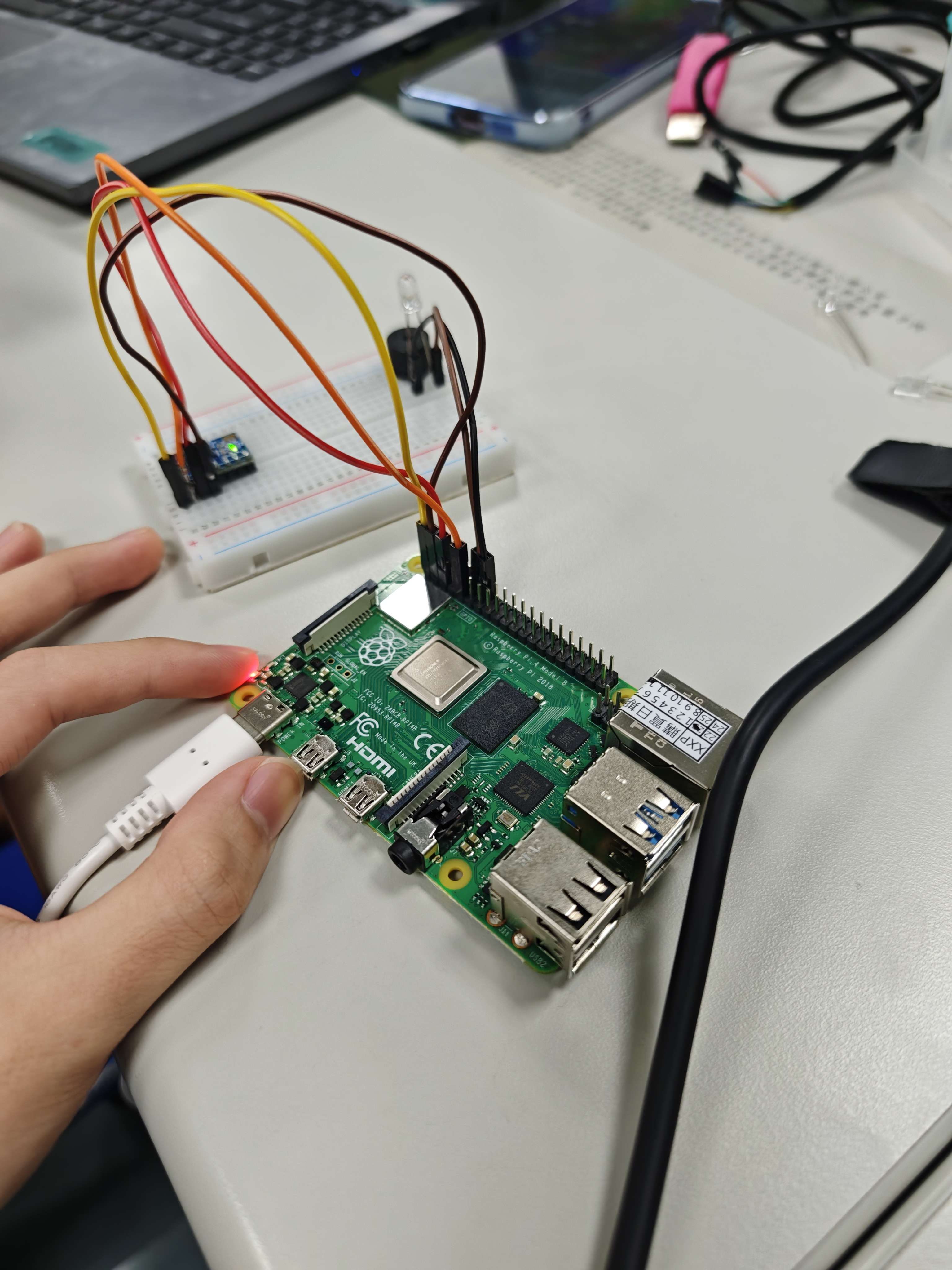 Raspberry Pi 硬體組裝